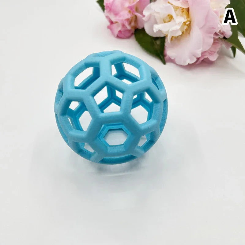 Natural Rubber Chew Toy Dog 、Geometric Safety Ball Pet Interactive Balls Puppy Training Playing Teeth Cleaning Hollow Toys