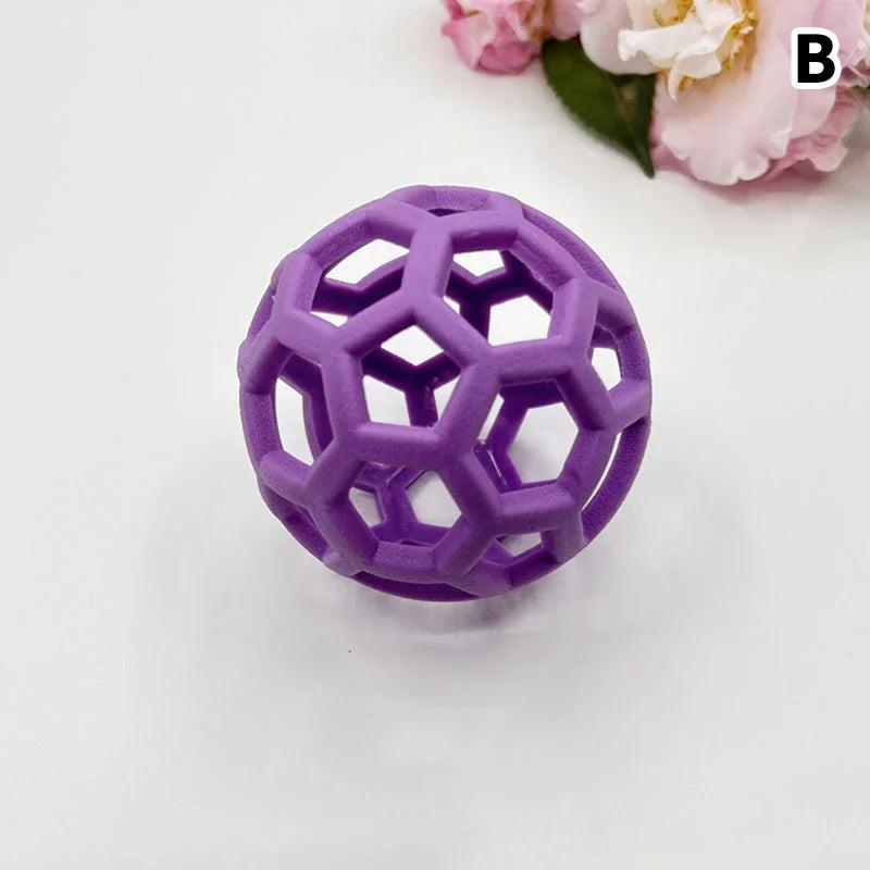Natural Rubber Chew Toy Dog 、Geometric Safety Ball Pet Interactive Balls Puppy Training Playing Teeth Cleaning Hollow Toys